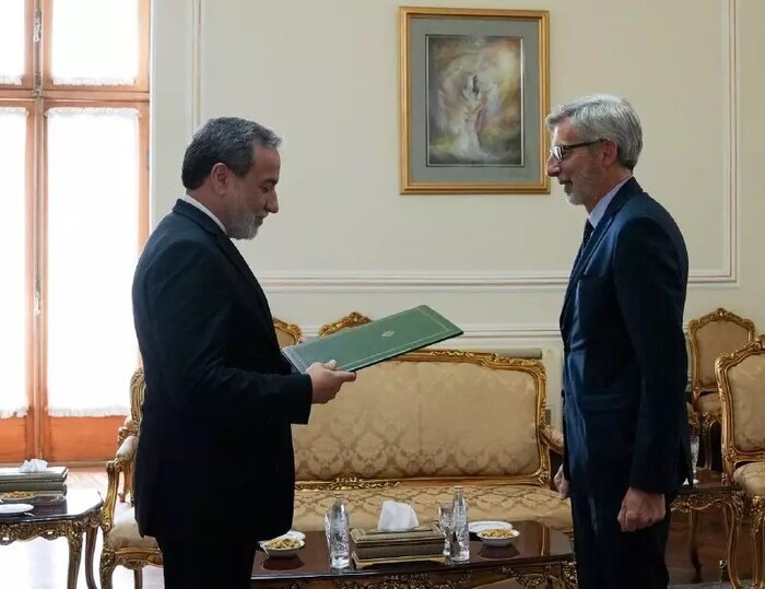 آشنایی با سفیر جدید فرانسه در ایران؛ دیپلماتی با حافظه تاریخی از تهران