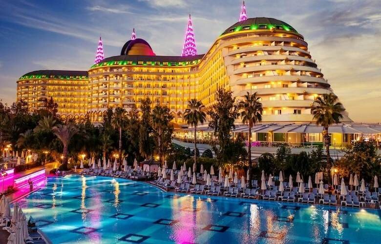 تور آنتالیا با پرواز مستقیم!