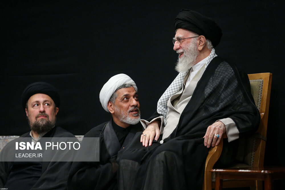 مراسم بزرگداشت شهدای جنگ تحمیلی 12 روزه با حضور رهبر انقلاب +تصاویر