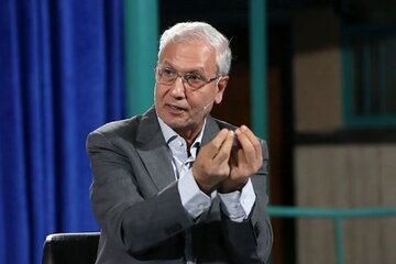 اظهارات سنگین ربیعی در باره لغو کنسرت شجریان / فراستخواه: آیا در این چند دهه، امکان نقد قدرت در ایران فراهم بوده است؟ اظهارات سنگین ربیعی در باره لغو کنسرت شجریان / فراستخواه: آیا در این چند دهه، امکان نقد قدرت در ایران فراهم بوده است؟