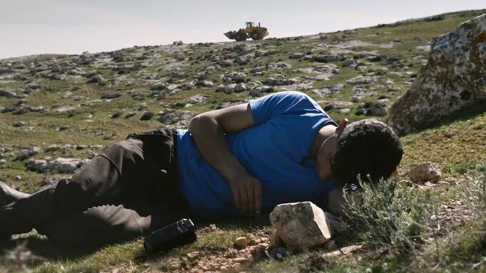 همزمان با گزارش نسلکشی، اسرائیل یک فعال دیگر را کشت/ مشاور فلسطینی مستند برنده اسکار توسط یک اسرائیلی کشته شد