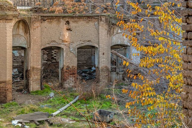 خانه برادر ناصرالدینشاه در حال نابودی/ عکس