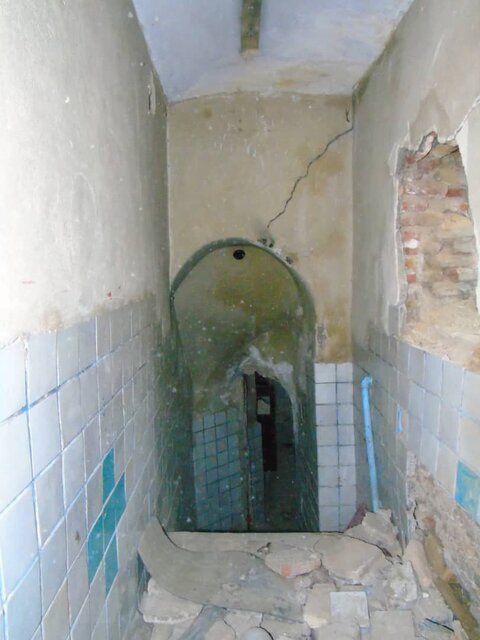 خانه برادر ناصرالدین‌شاه در حال نابودی/ عکس