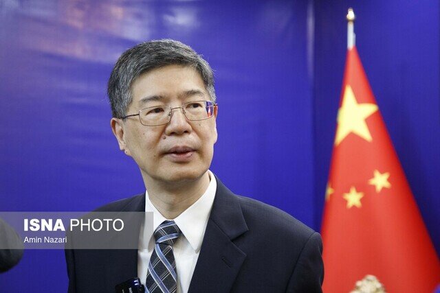 واکنش چین به تهدید آمریکا برای خودداری از خرید نفت ایران