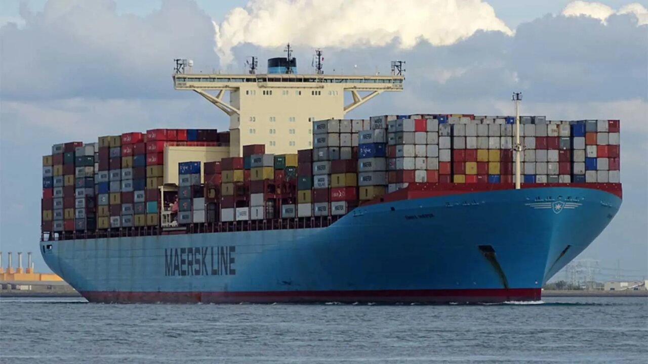 قویترین و بزرگترین موتور پیستونی جهان با قدرت ۱۰۰ هزار اسببخار! / عکس