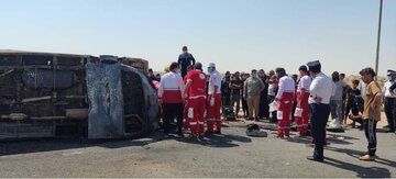 واژگونی اتوبوس زائران ایرانی فوتی و مصدوم به‌جا گذاشت