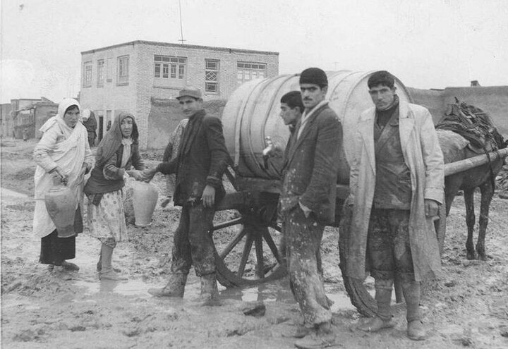 وقتی آب تهران با بشکه توزیع میشد - خبرآنلاین
