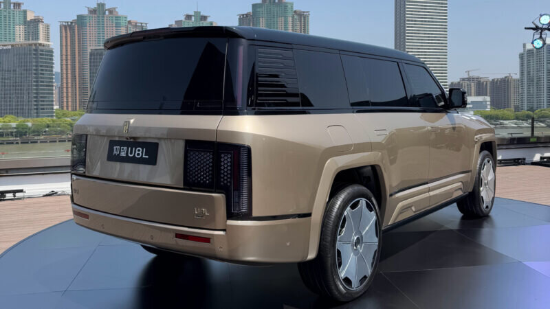 رقیب چینی رولزرویس، آماده ورود به بازار است /عکس