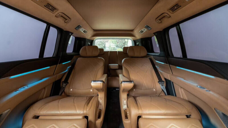 رقیب چینی رولزرویس، آماده ورود به بازار است /عکس