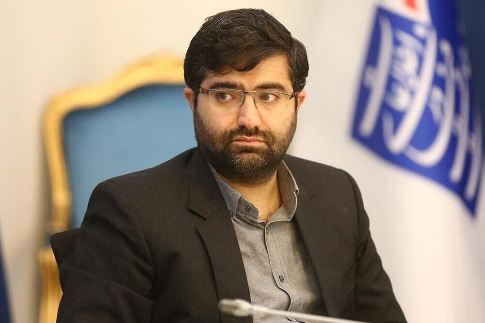 روزنامه اصلاح طلب: در حالیکه نخبگان طرفدار پزشکیان در کنج عزلت به سر می برند، انتصاب جدید رئیس جمهور، نادیده گرفتن شایسته سالاری نیست؟