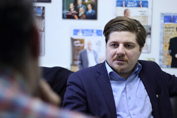 طباطبایی، فردید، آل‌احمد و شایگان از کربن متأثر بودند/ برداشت فوکو از ایران متأثر از اندیشه‌های کربن بود/ کربن همچنان زنده است