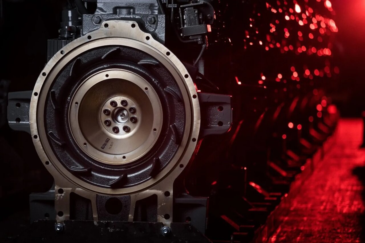 چرا موتور هفت سیلندر نداریم؟