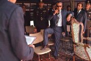 شرحی از تاج‌گذاری بناپارتیستی شاه و سرمستی‌اش از قدرت