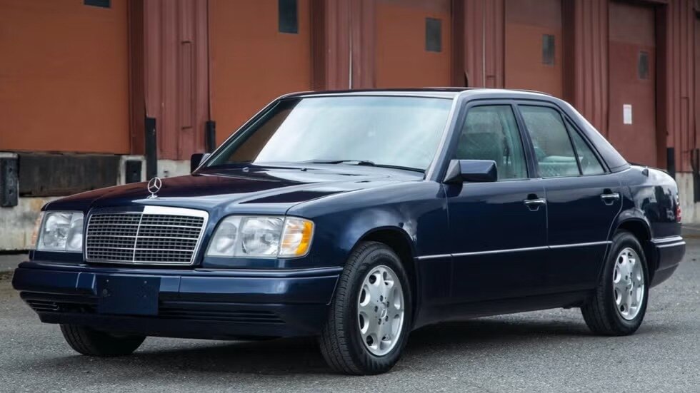 مرسدس بنز، طراحی کلاسیک محبوب را احیا میکند / عکس 2 مرسدس بنز، طراحی کلاسیک محبوب را احیا میکند / عکس