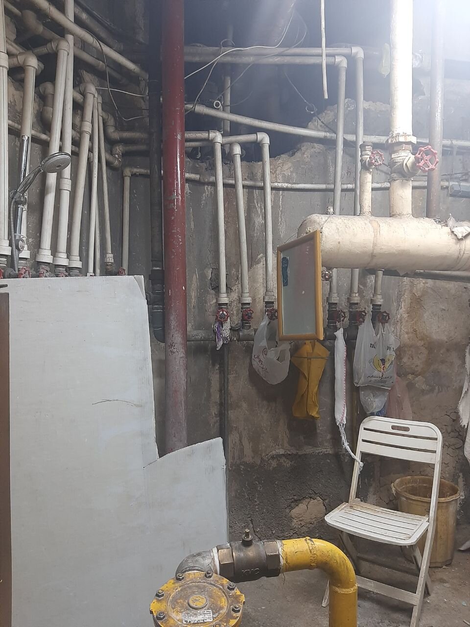 کلاف سردرگم تئاتر شهر؛ از بحران آب تا فقدان مدیر