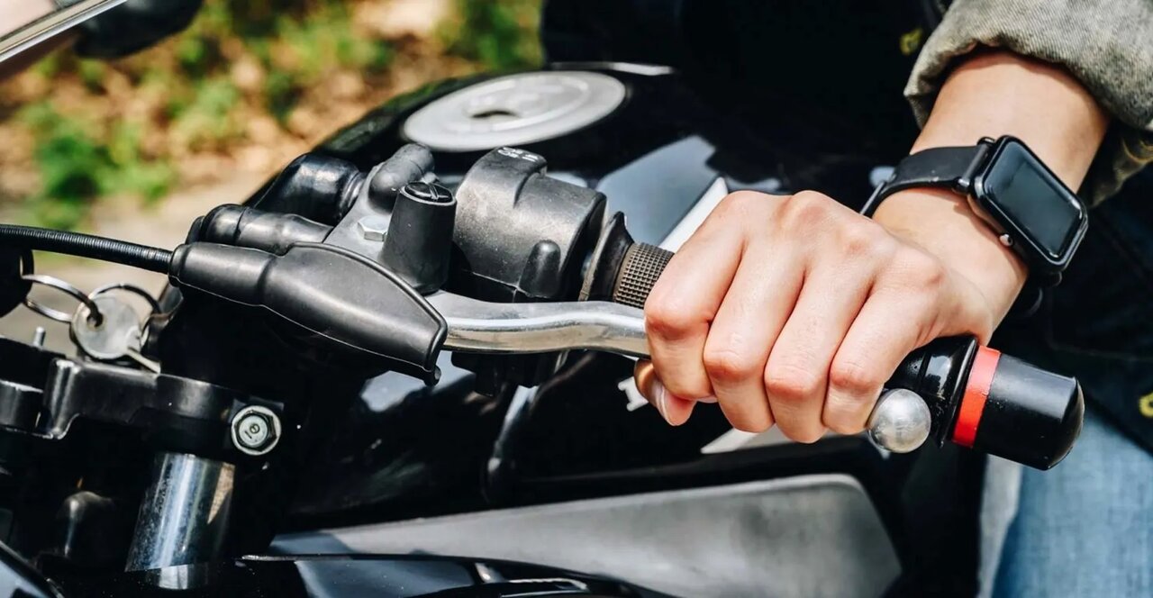 تفاوت موتور دو زمانه و چهار زمانه چیست؟