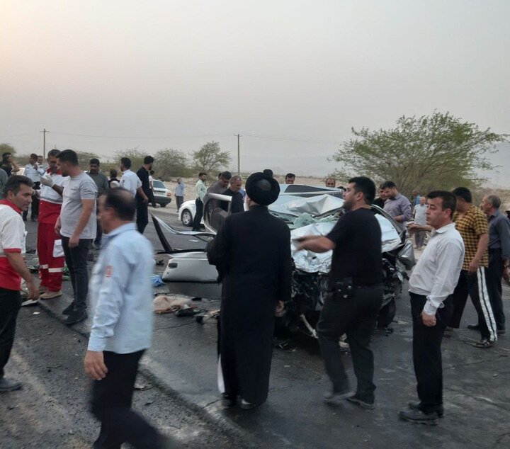 شدت تصادف پژو و نیسان در خروجی دهلران به سمت مهران