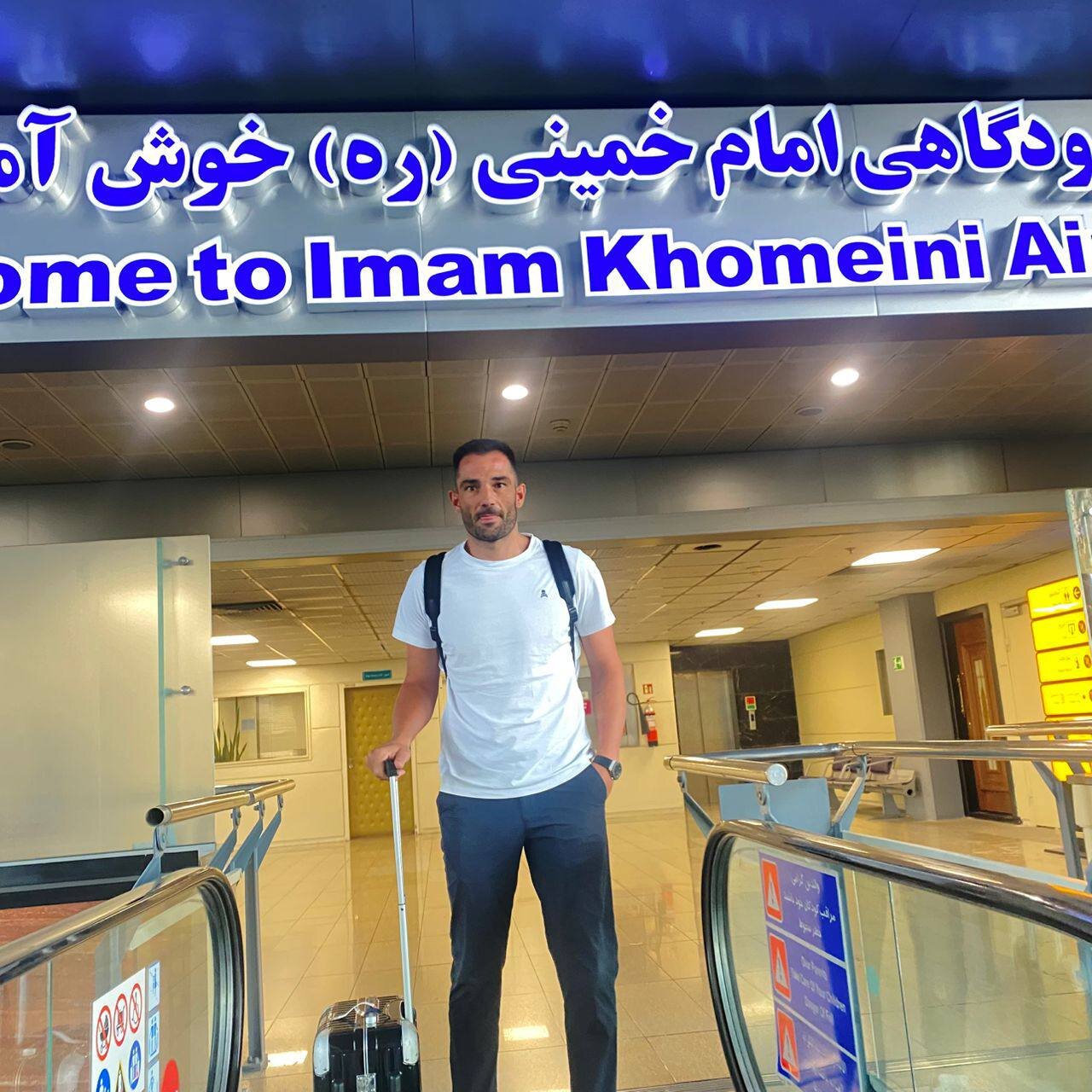 عکس | دروازه‌بان رئال مادرید در تهران؛ آماده برای امضا با استقلال