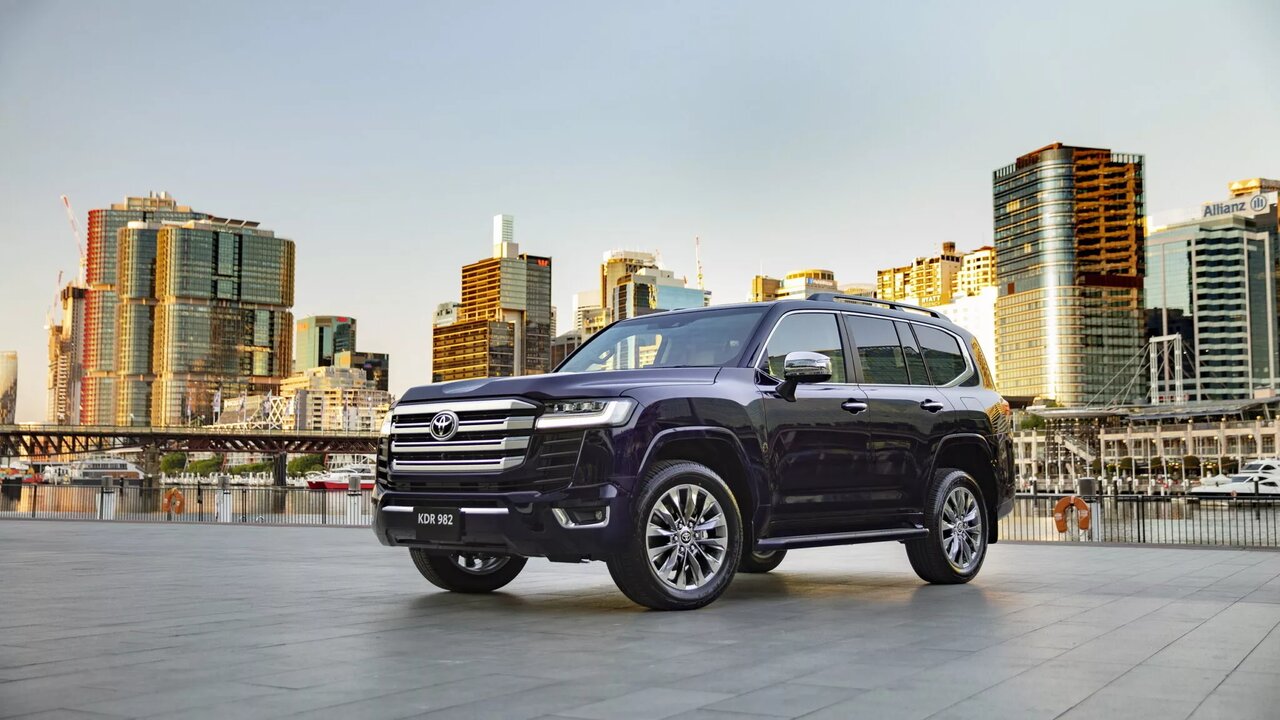 درخشش لندکروزر جدید در خاورمیانه / کشورهای عربی در میان مشتریان برتر /عکس