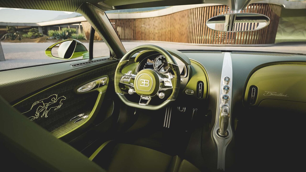 ابرخودروی سفارشی و فوق خاص بوگاتی معرفی شد / ماشین ۳۰ میلیون دلاری که خودتان میسازید! / عکس