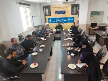 خبرنگاران پیام‌رسانان عاشورایی در جهاد تبیین هستند