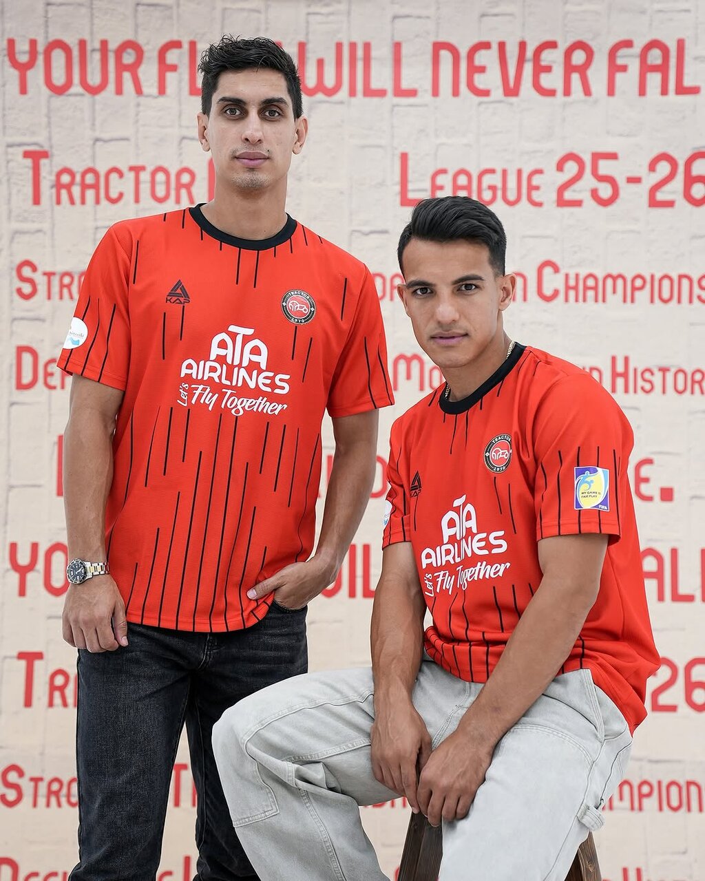 عکس | رونمایی از پیراهن تراکتور برای لیگ ۲۵