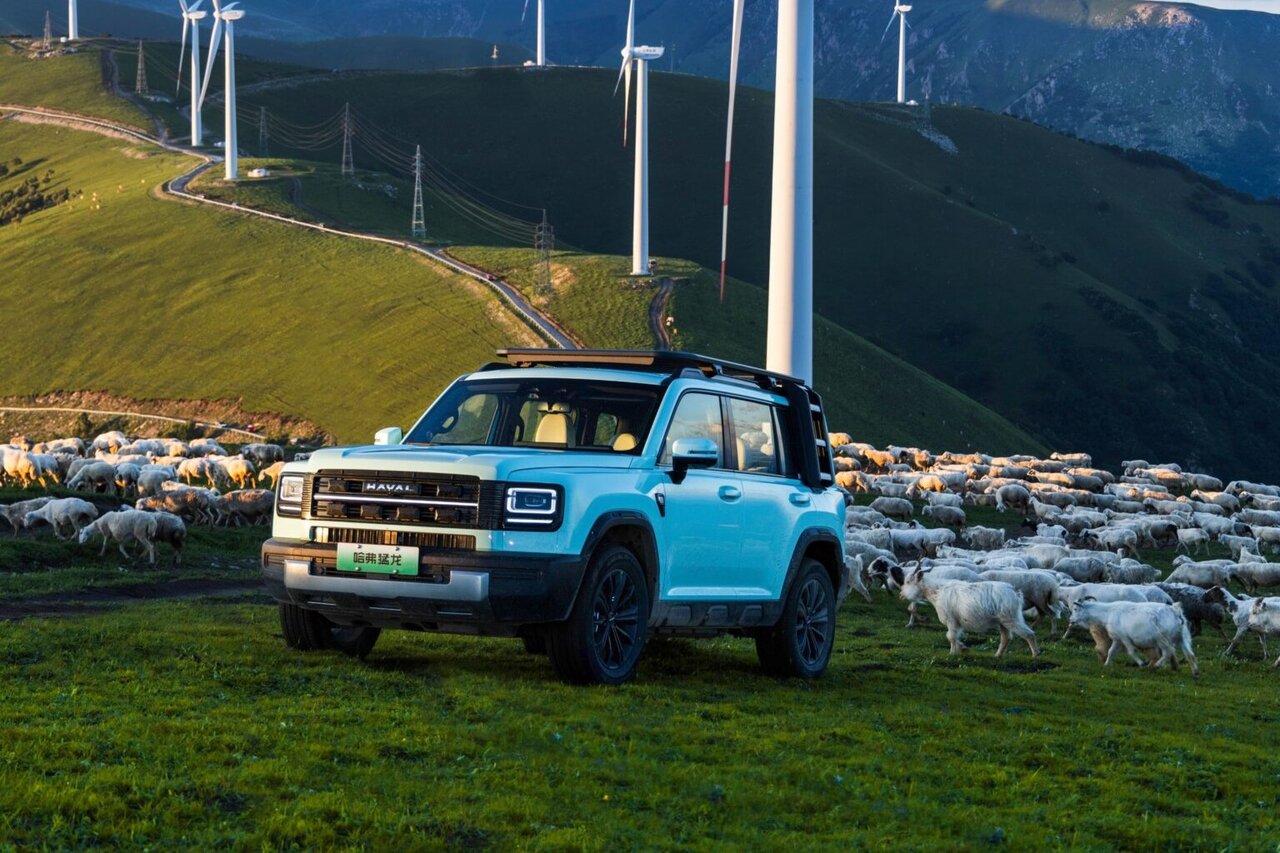 شاسیبلند چینی با نامی مشابه جنگنده «ف ۲۲» آمریکا / عکس