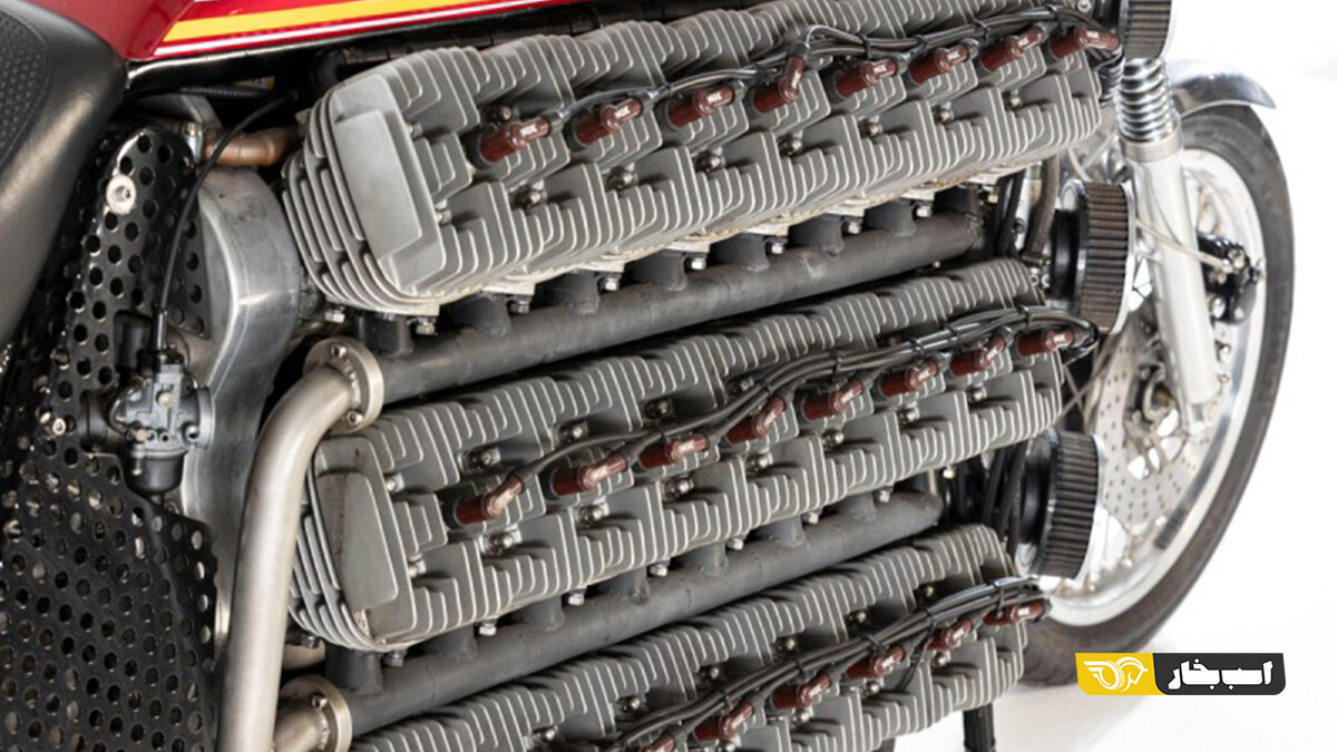 این موتورسیکلت ۴۹ سیلندر دارد! /عکس