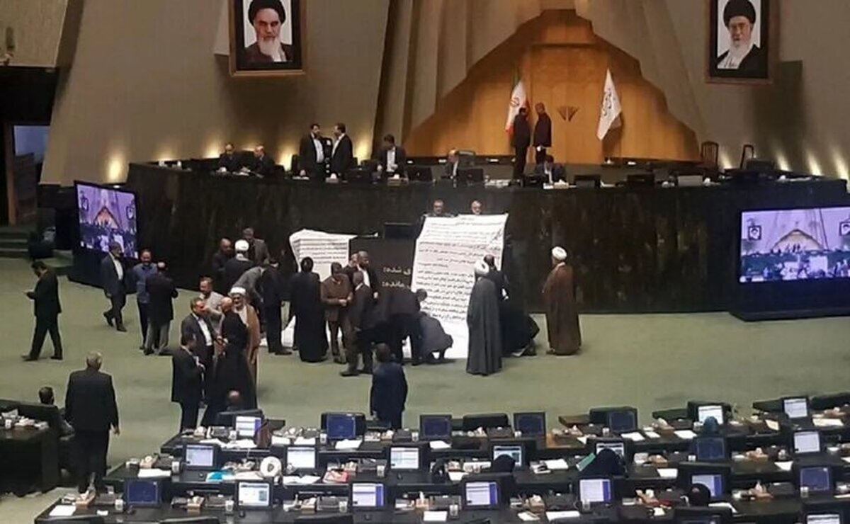 شیوه تندروهای سیاسی در هفته های اخیر چکونه بود؟/ از شهیدِ آبرو خواندن کاظم صدیقی تا تشبیه مخالفان به گوساله‌پرست