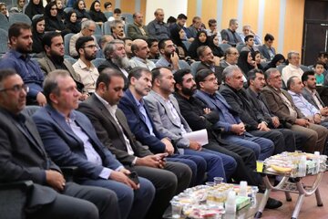 خبرنگاران رکن چهارم دیپلماسی و ستون اصلی حیات اجتماعی جامعه  هستند