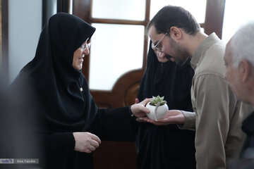 فاطمه مهاجرانی - سخنگوی دولت