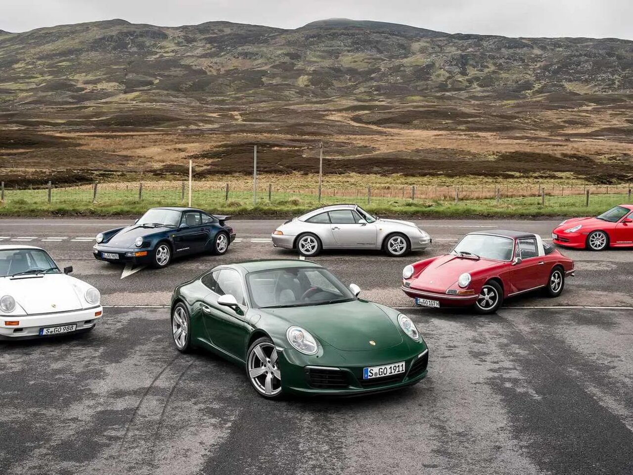 قدیمی ترین خودروهای در حال تولید دنیا / فسیلهای زنده را بشناسید!