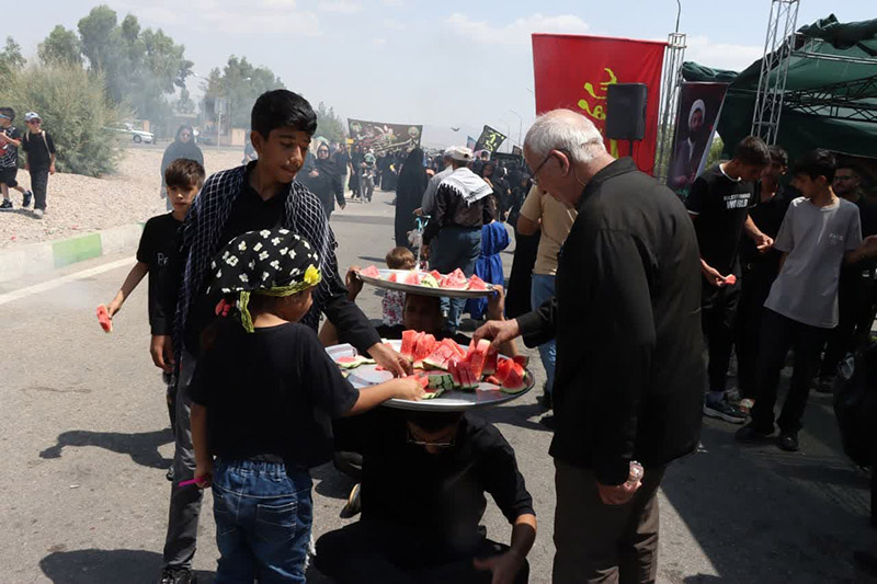 کاروان بیپایان عشق؛ اربعین دلدادگان حسینی در ۵۵ نقطه استان سمنان