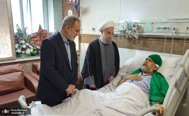 اولین عکس از وزیر اطلاعات پس از سکته مغزی/ روحانی به عیات علوی رفت