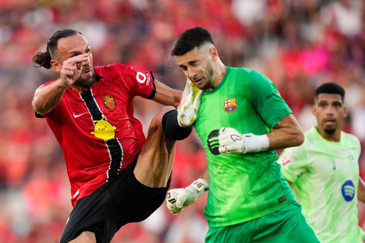 عکس| کف استوک روی صورت دروازهبان!