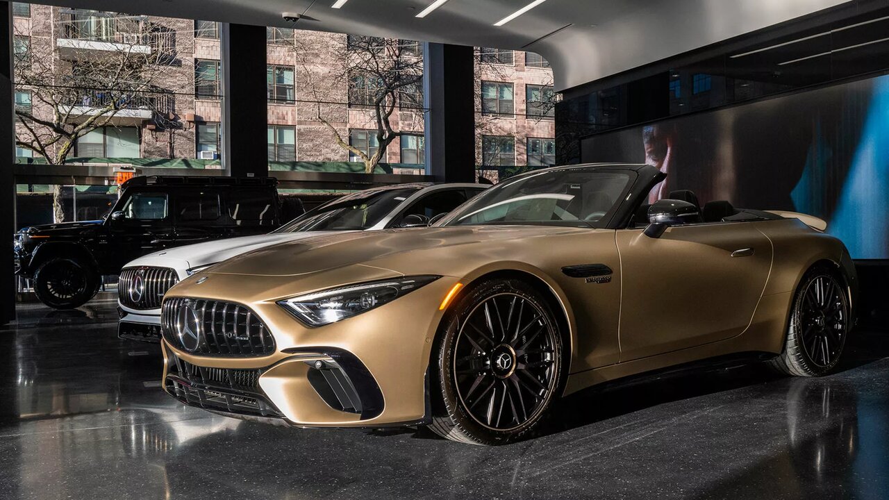 تغییر مسیر عجیب مرسدس بنز / وقتی لوکس بودن کافی نیست /عکس