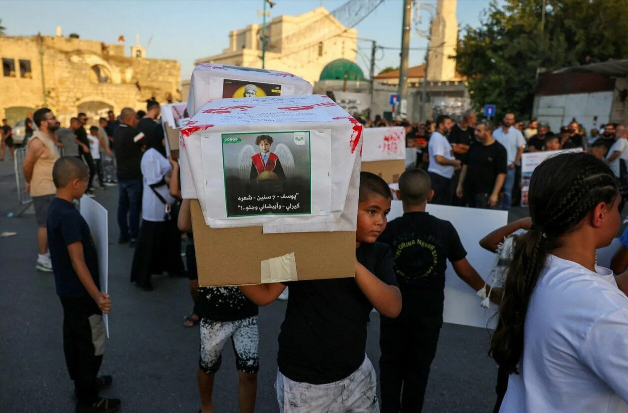 اعتصاب و اعتراضات سراسری در اسرائیل؛بنی گانتس و لاپید هم به تظاهرات پیوستند/اسموتریچ: این وضعیت به نفع حماس است+تصاویر