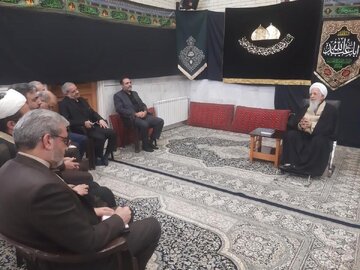 تاکید آیت‌الله جوادی آملی بر نقش شهدا در بیداری جامعه؛ شهید هم خوابیده را بیدار می‌کند و هم مرده را زنده می‌کند