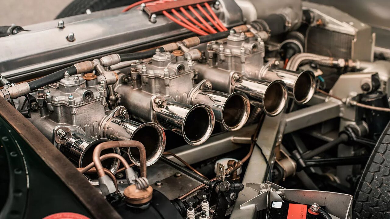 پلنگ خفته بیدار شد / افسانهای با قیمت ۷ میلیون دلاری