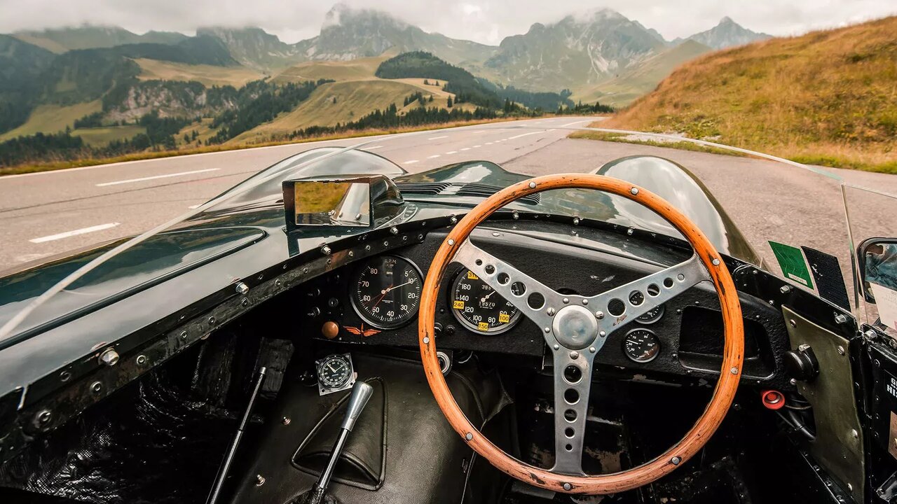 پلنگ خفته بیدار شد / افسانهای با قیمت ۷ میلیون دلاری