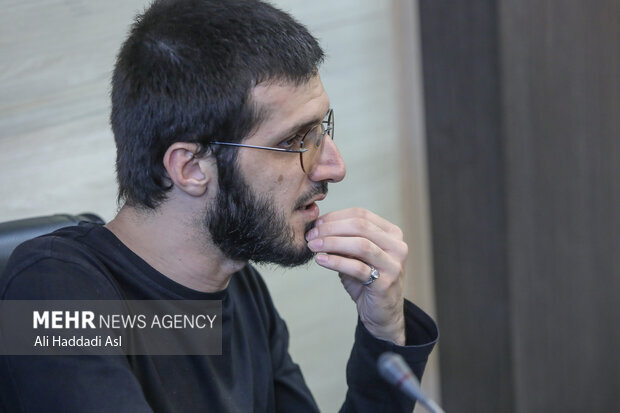 جریان اصلاحطلب معتقد است بذر انحراف در تاریخ ایران را جریان چپ مارکسیستی کاشته است