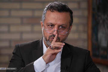 وقتی وزیرشدم ۵ بانک زیانده داشتیم بعد از چندماه سودده شدند/ باید با چینیها به زبان ژئوپلتیک حرف بزنیم وقتی وزیرشدم ۵ بانک زیانده داشتیم بعد از چندماه سودده شدند/ باید با چینیها به زبان ژئوپلتیک حرف بزنیم