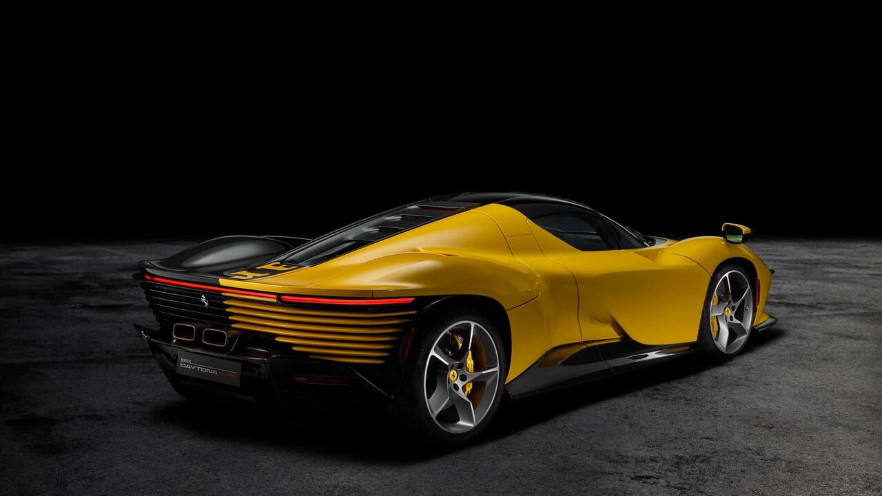 فراری با قیمت «دو هزار میلیارد تومان» فروخته شد! / رکورد حراجیها شکست