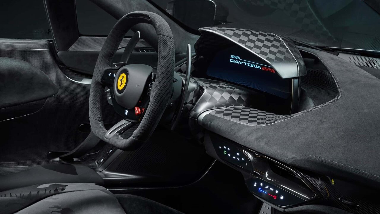 فراری با قیمت «دو هزار میلیارد تومان» فروخته شد! / رکورد حراجیها شکست