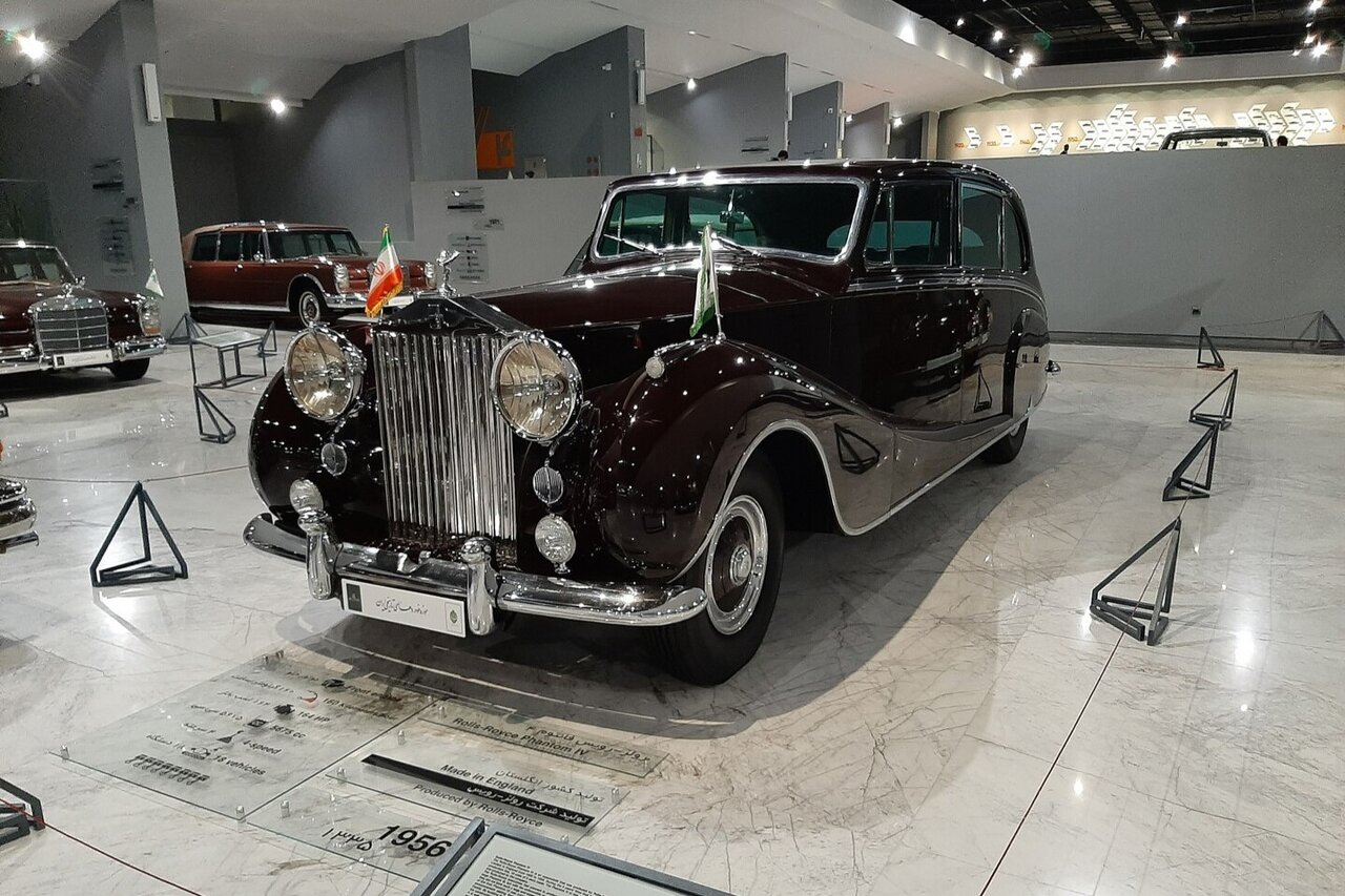 رولزرویس فانتوم، از دربار پادشاهان تا جادههای امروز