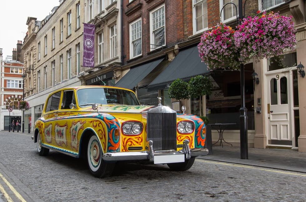 رولزرویس فانتوم، از دربار پادشاهان تا جادههای امروز
