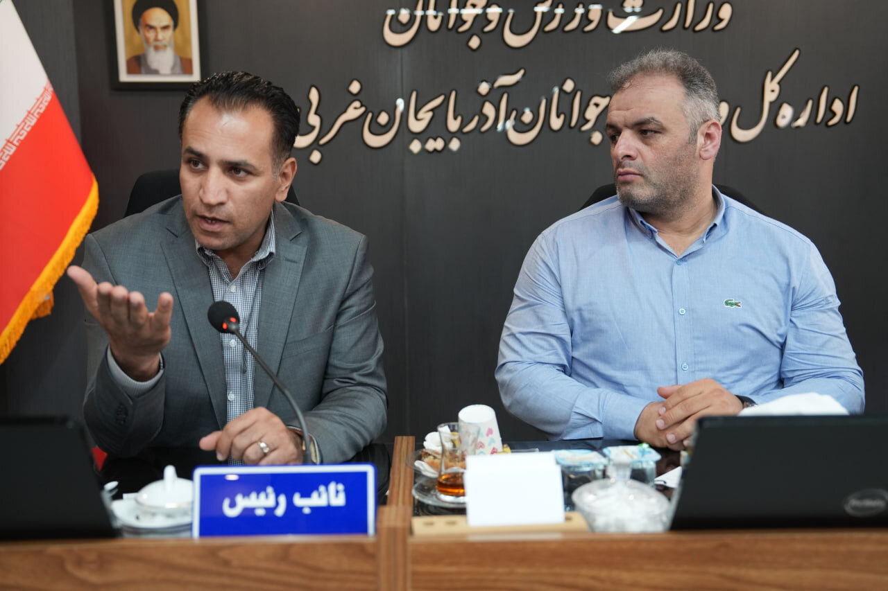 انوشیروانی: از هوش مصنوعی در کمپ وزنه‌برداری فدراسیون بهره گرفته‌ایم / هیات استان آذربایجان‌غربی جزو موفق‌ترین هیات‌هاست