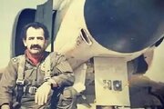 عکس/ محمود اسکندری، خلبان افسانه‌ای فانتوم در کنار خلبان کریم رفاهی؛ دهه ۶۰