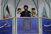 امام جمعه زنجان:ایران ظرفیت تبدیل شدن به گلوگاه ژئوپلتیک منطقه را دارد/امام جمعه پاکدشت:تقلیل نقش و اهمیت سپاه، در بیانیه سیاسی اخیر نمک نشناسی است