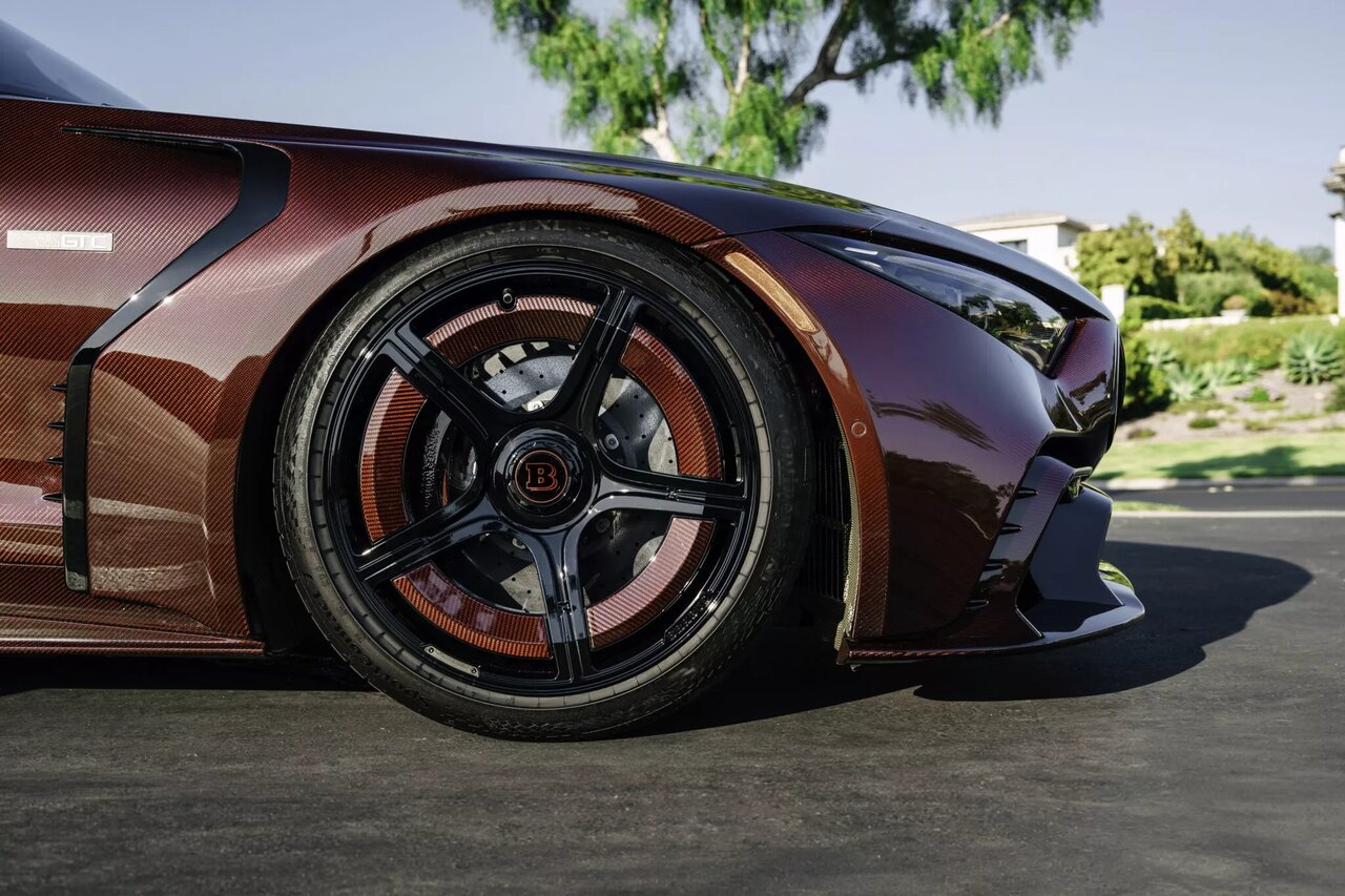 غول سرخ برابوس از قفس آزاد شد! / نسخهای قدرتمند از SL۶۳ /عکس